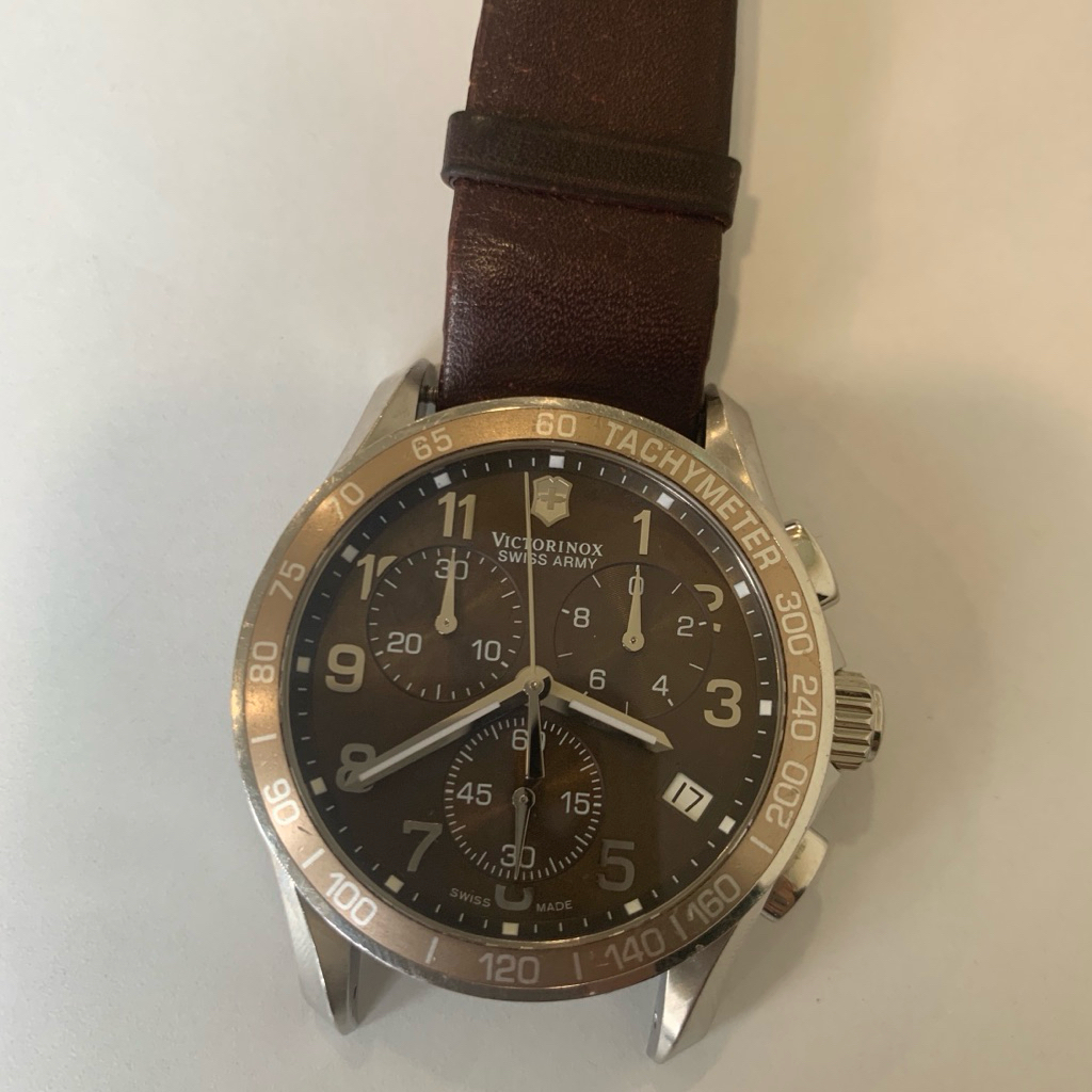 Jam Pria Original VICTORINOX Swiss Army Chrono Classic Dial