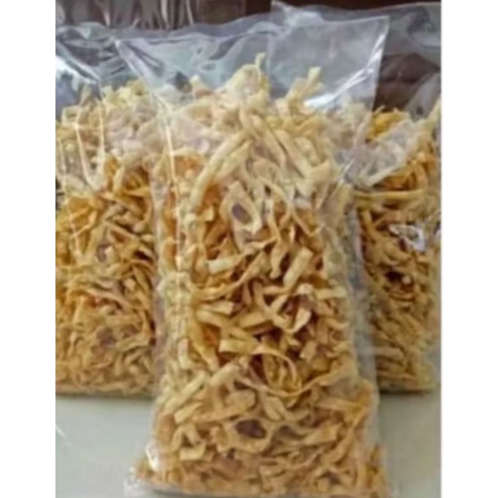

Stik Bawang Enak Gurih, varian original dan pedas