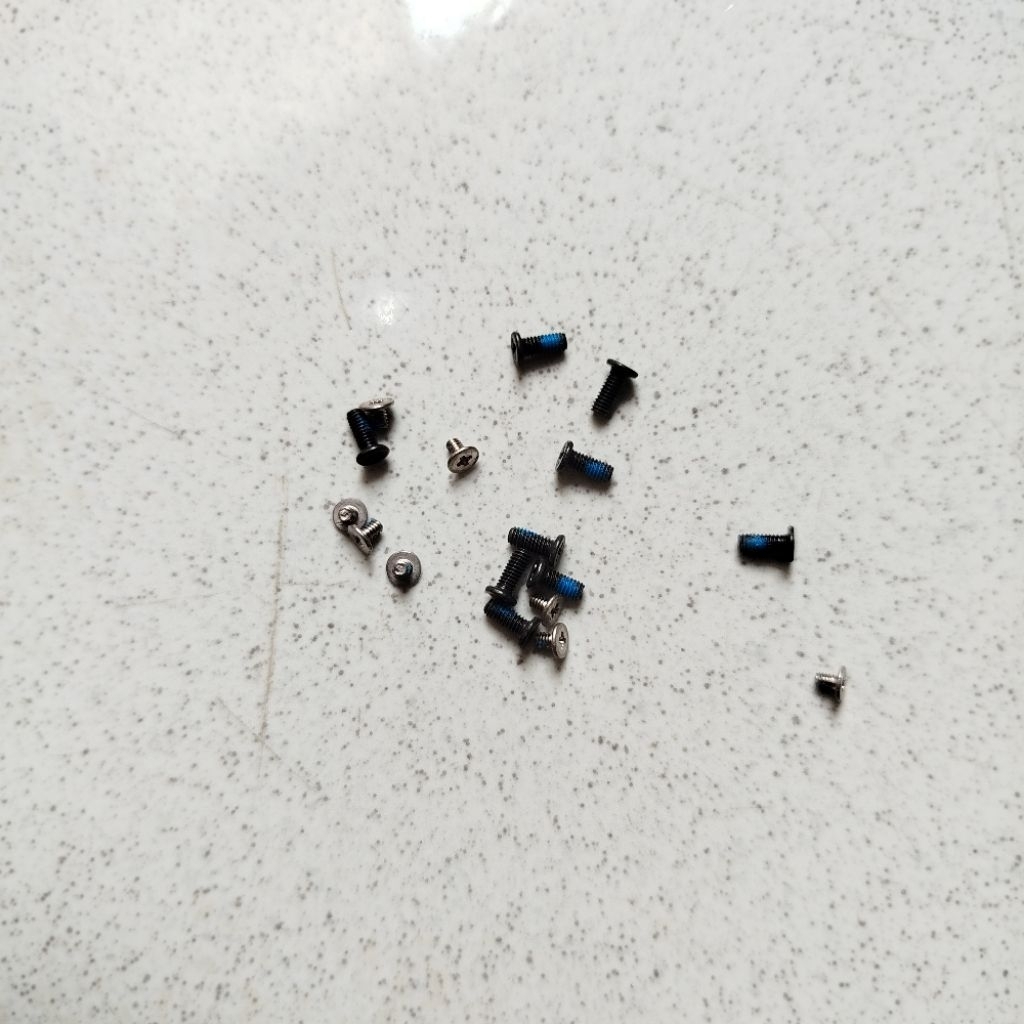 Set baut screw engsel hinge untuk laptop Acer aspire one 14 Z1401