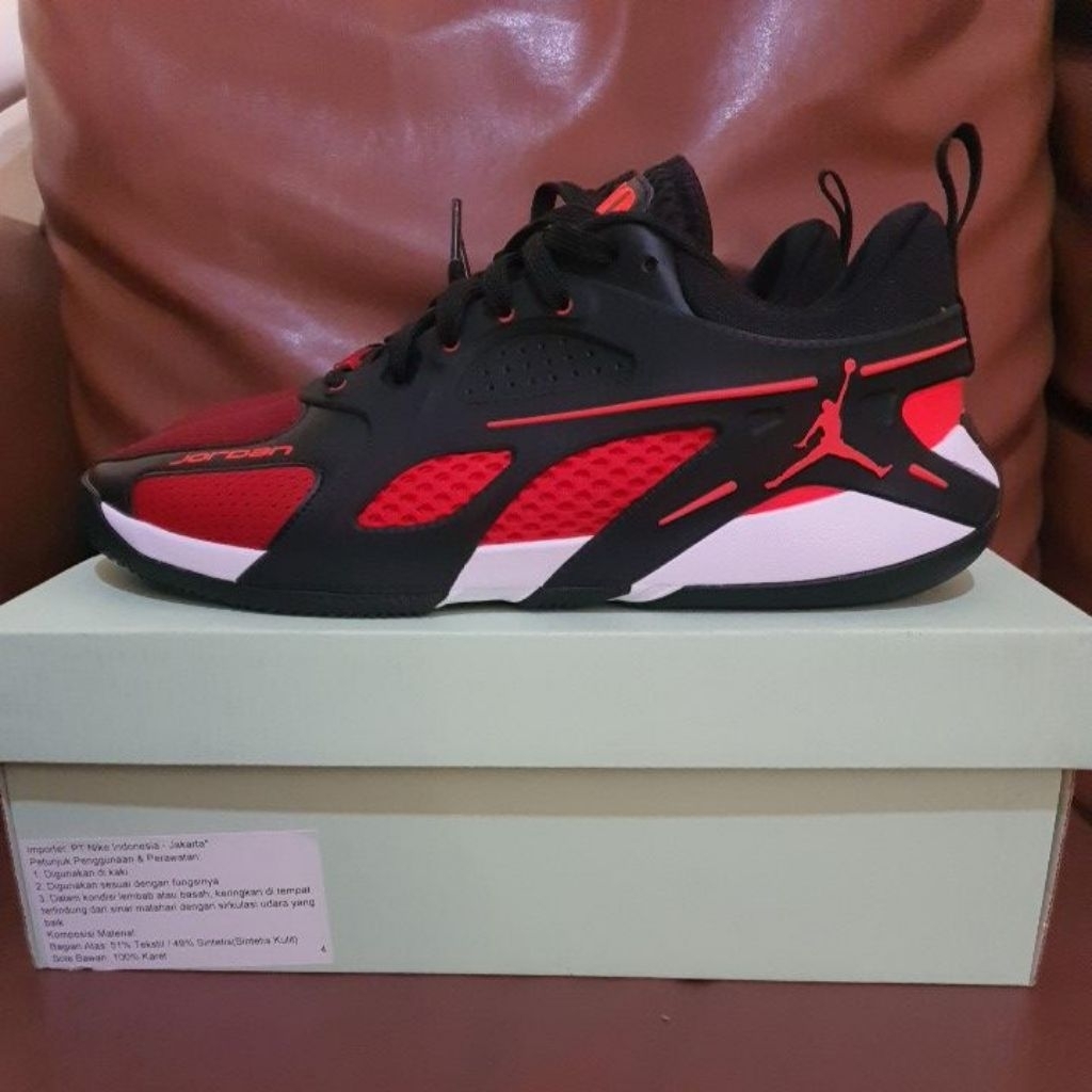 SEPATU BASKET JORDAN AIR HEIR PF