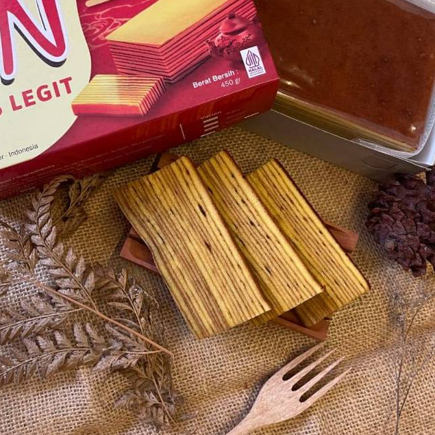 

KUE LAPIS LEGIT PREMIUM WISMAN 10% Ukuran 10x16 Rasa Original SN Kemasan Praktis Tahan Lama