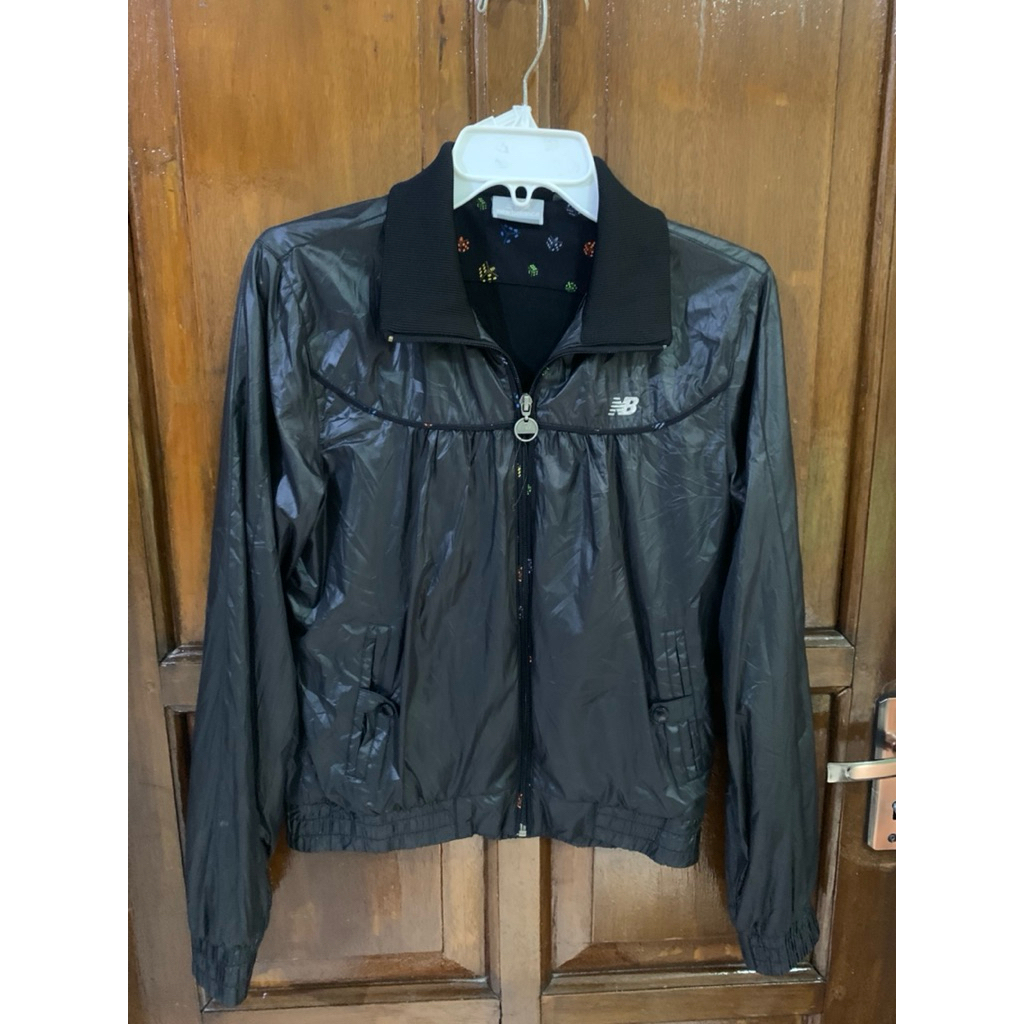 PL - baju wanita merk new era