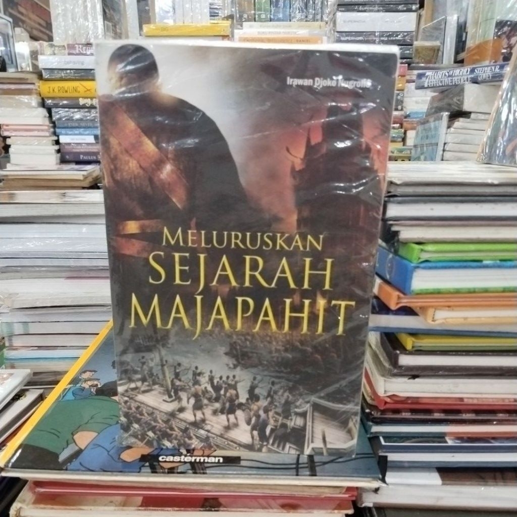 BUKU ORIGINAL MELURUSKAN SEJARAH MAJAPAHIT