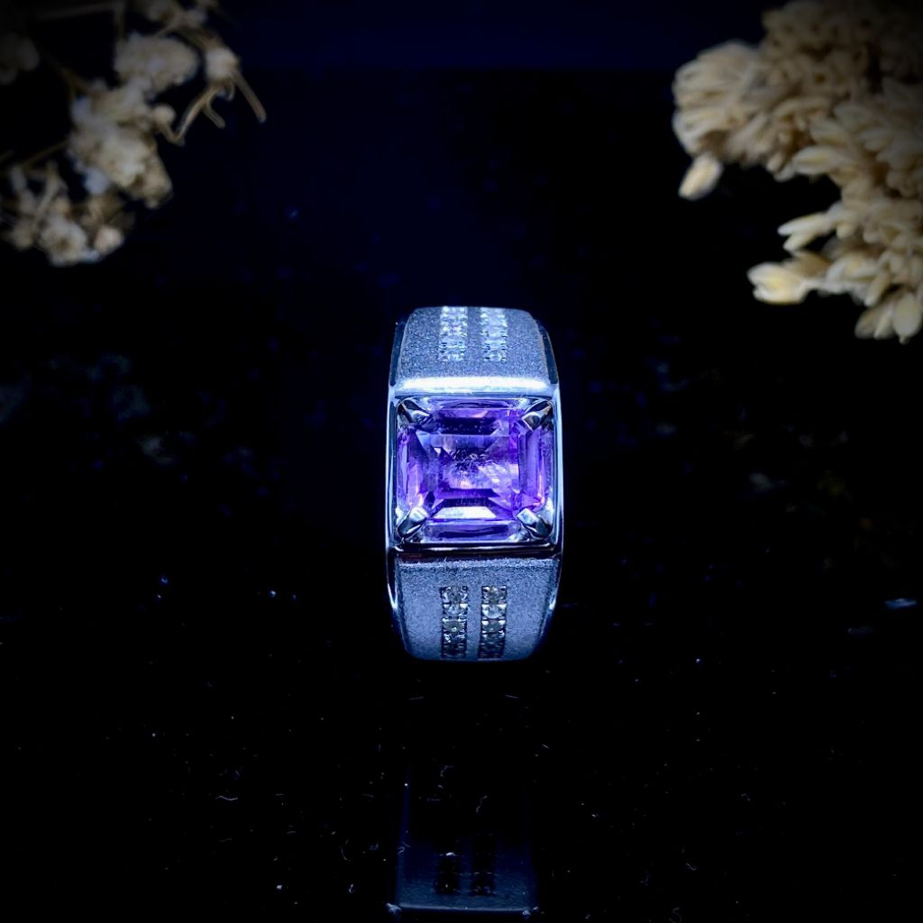 cincin pria mata utama batu kecubung samping berlian eropah