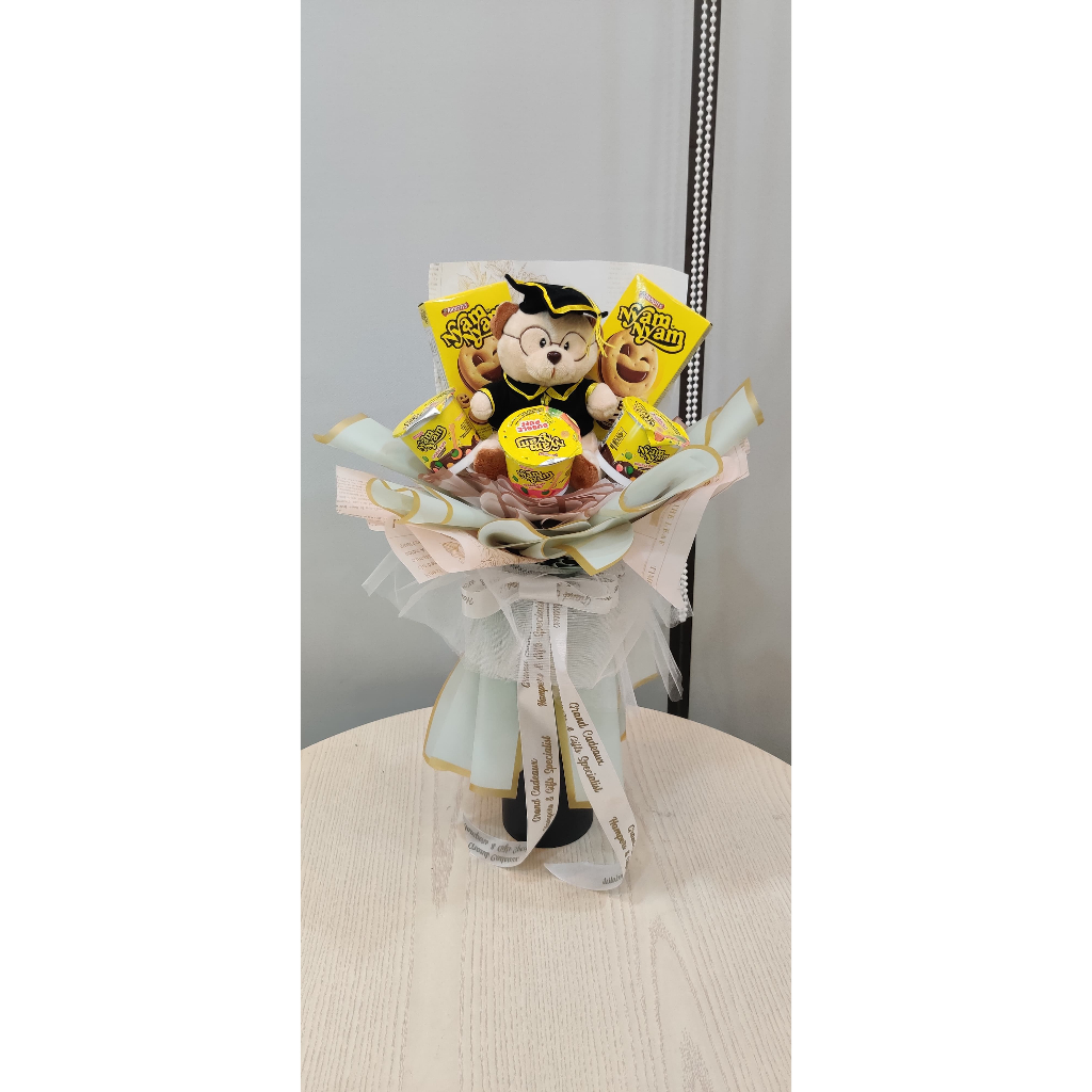 Box Bouquet/Bucket Wisuda/Box Bulat/Gift Bucket/Bucket Snack Termurah