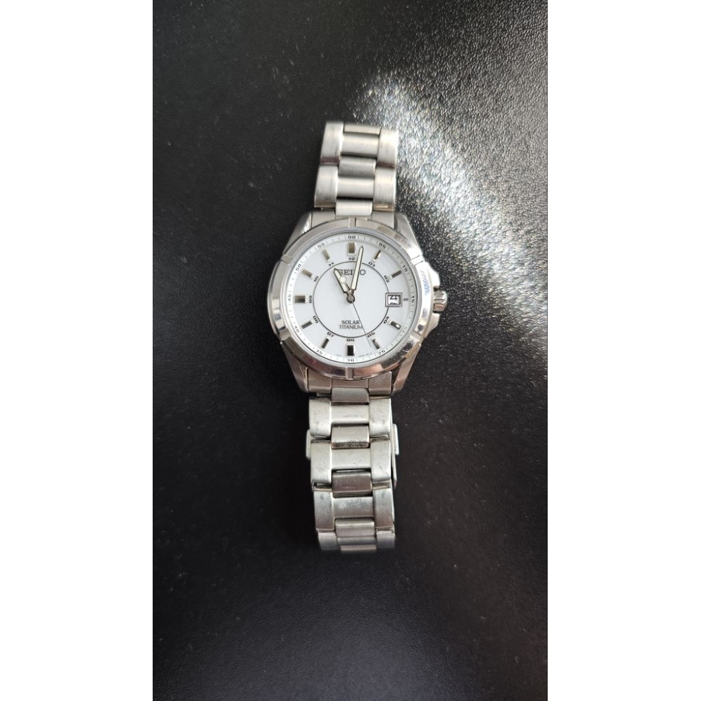 Jam Tangan Seiko Solar Titanium V147-0AB0