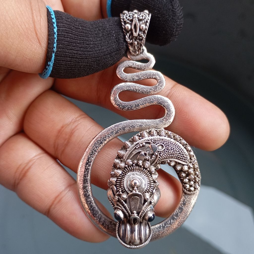 Liontin Pendant antik bandul kalung perak silver