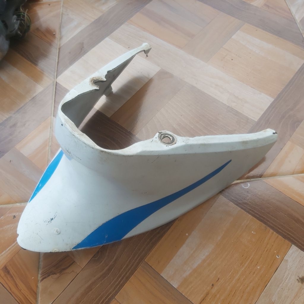 cover tangki tutup bawah jog jok original Suzuki RK cool cbu