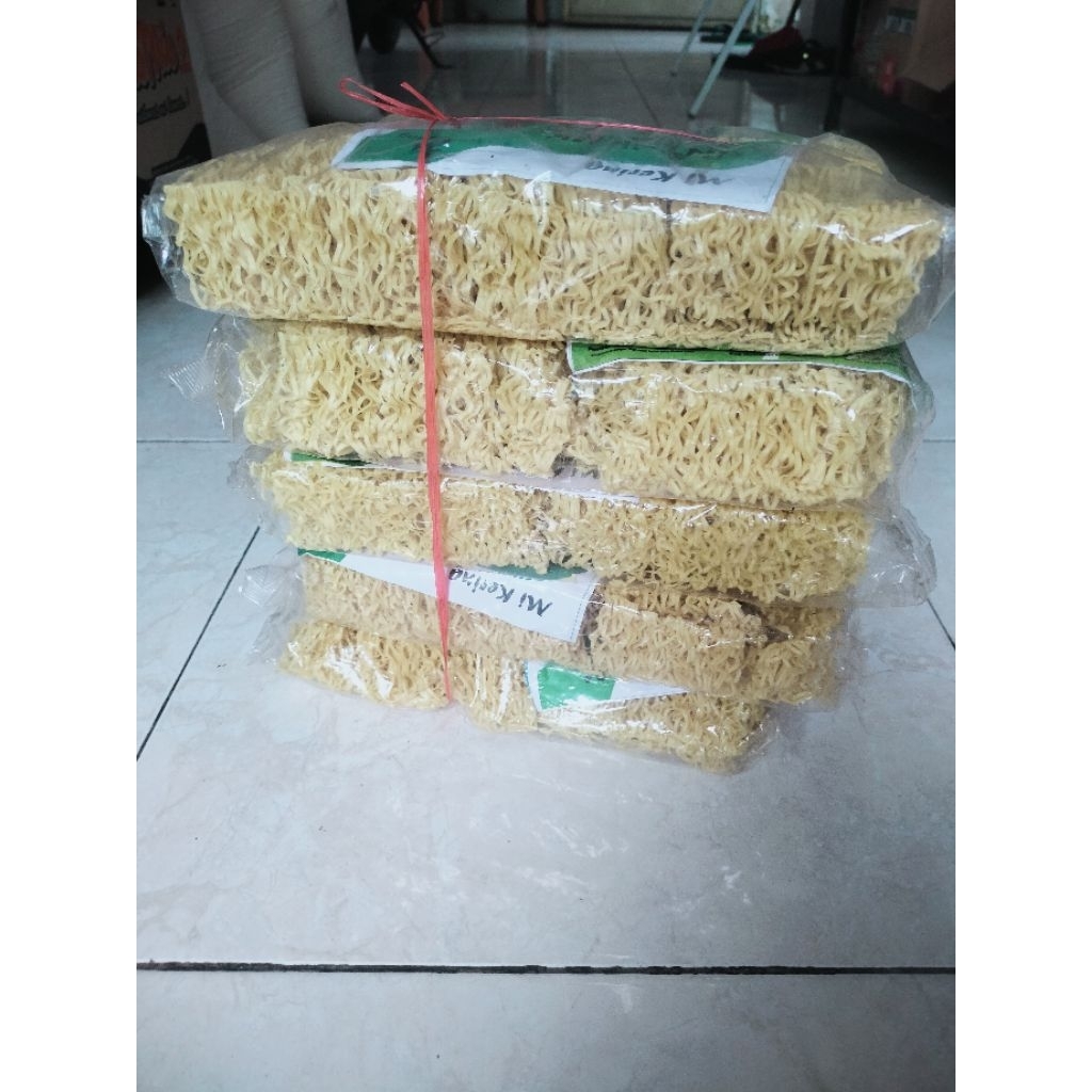 

mie kering / mie iket isi 5 pack