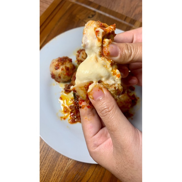 

BAKSO KEJU MERCON LUMER