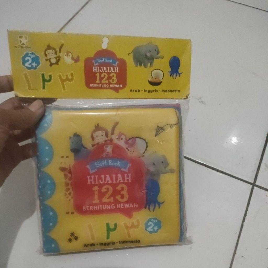 soft book : Hijaiyah 123 berhitung hewan
