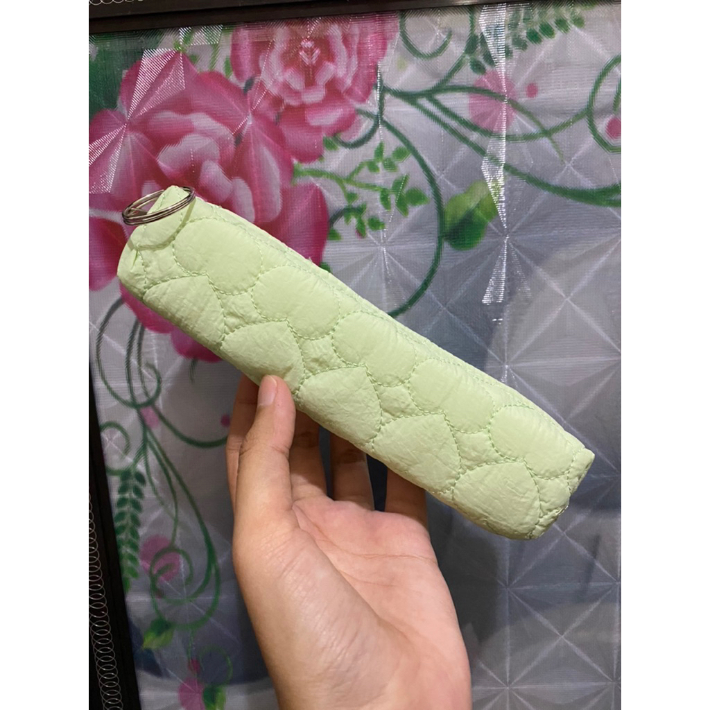 

Kotak Pensil Aesthetic Green