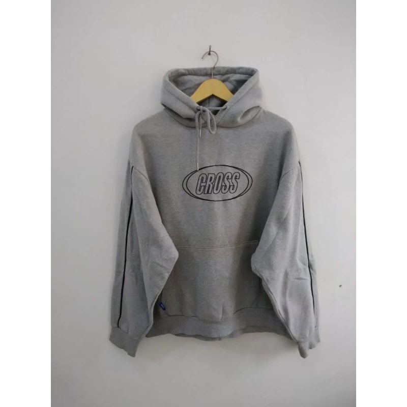 Cross Hoodie Abu-abu