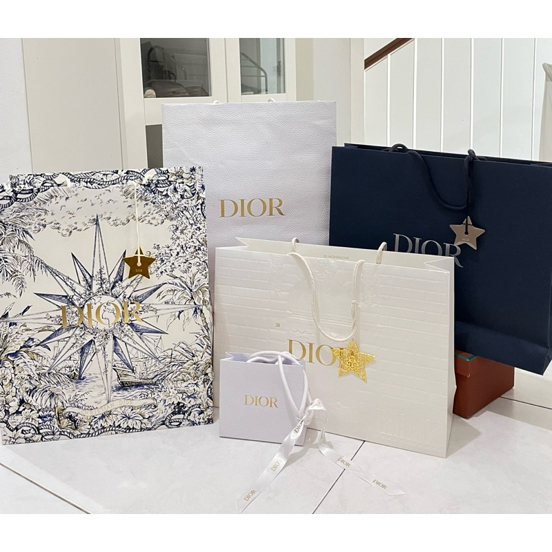 

Paperbag Dior Biru Original / Dior Paper bag Authentic