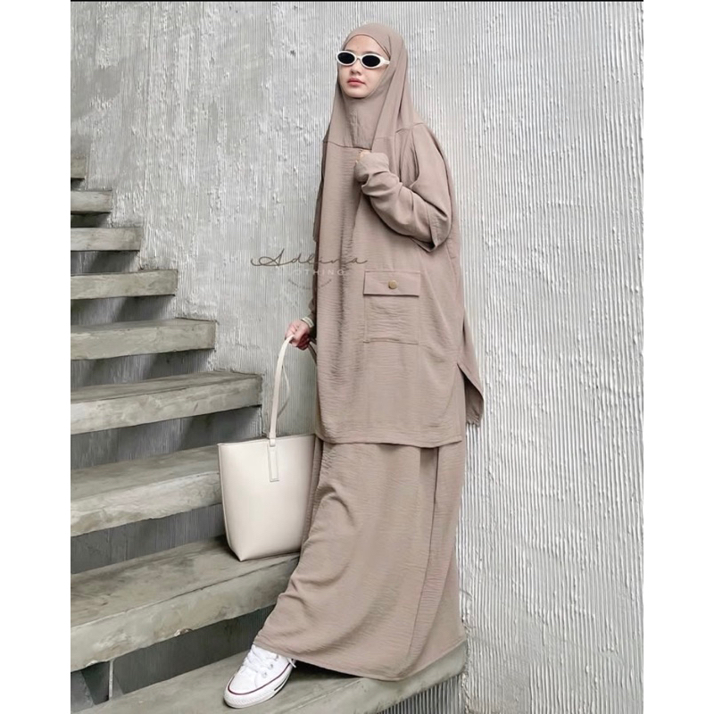 Qirana set overhead by adlina clothing