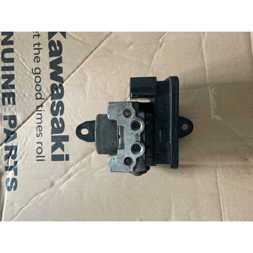 Modul ABS Kawasaki Ninja 250fi & Versys 250 Original Copotan motor unit