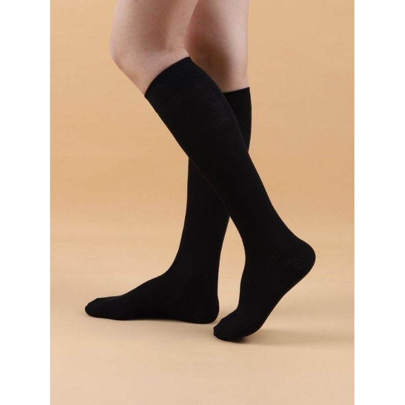 Kaos Kaki Hitam Panjang Selutut / Kaos Kaki Paskriba / Kaos Kaki Panjang Selutut