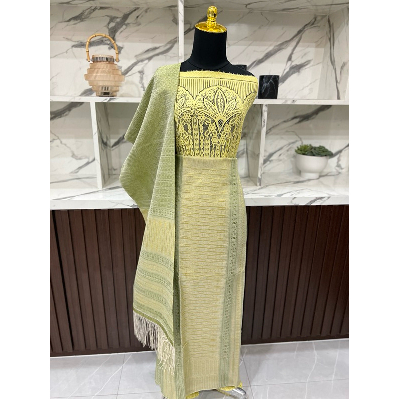 Tumtuman Pengantin Sutra Bemberg Hijau Pastel Gold Songket Batak