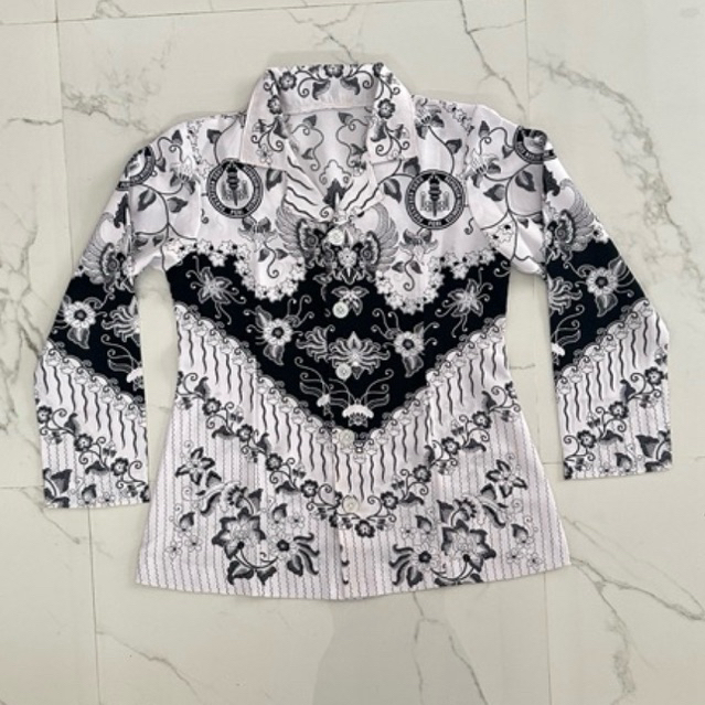 PRELOVED BAJU PGRI BAHAN KATUN ADEM ANTI LUNGSET. COCOK BB 50-60 KG