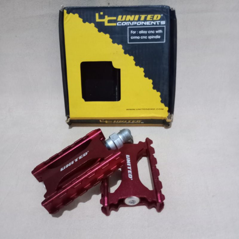 United Pedal Sepeda MTB Alloy Bearing Merah