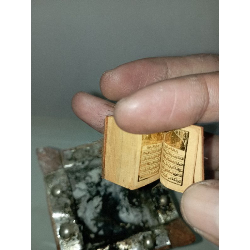 

KITAB STAMBUL wadah box antiq sampul kul!t k!j4ng asli