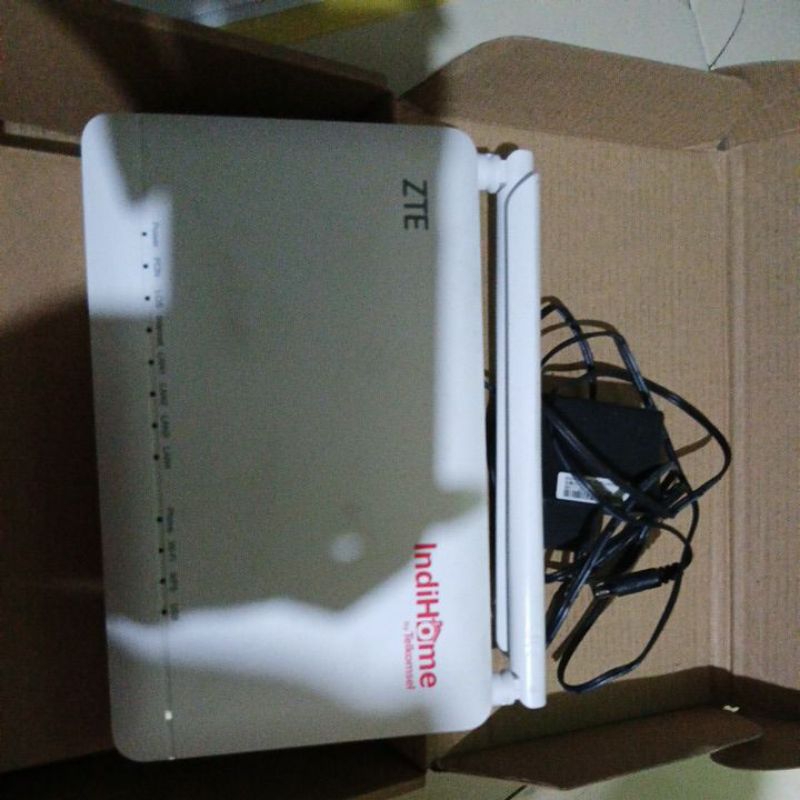 ZTE  F670L