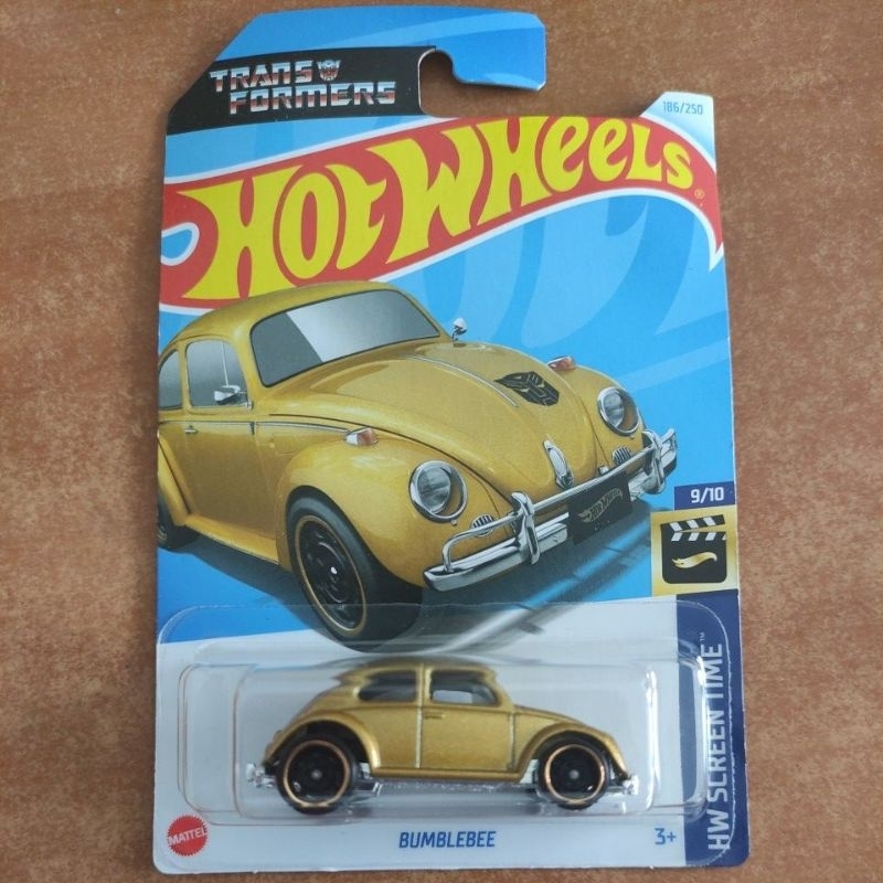 Hot Wheels Bumblebee Model Mobil Emas