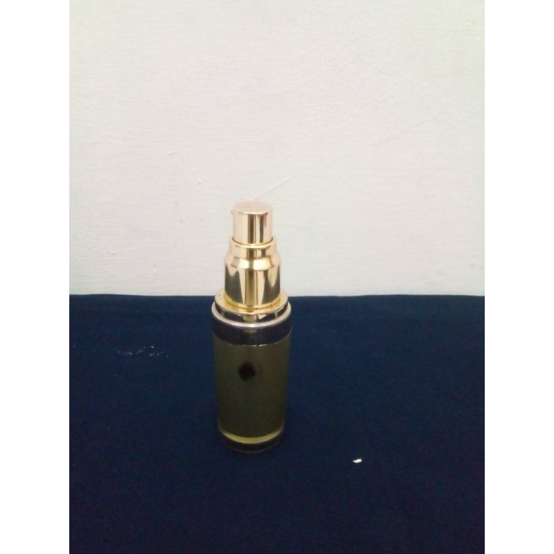 (PRELOVED)BB cream goddeskin baru 2x di pakai jarang keluar rumah isi msh bnyak