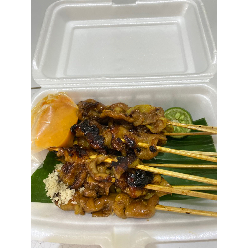 

Sate kulit bakar 10 tusuk