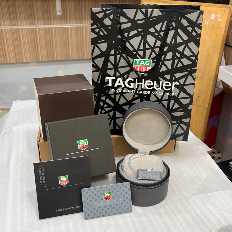 Kotak Jam Tangan Tag Heuer Box Mewah Pouch Tag Heuer Include Book + Papper Bag