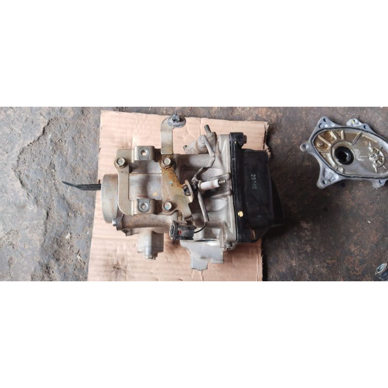 Kepala cylinder head/cylinder head Vario 125 new,bekas/original.