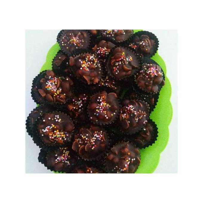

Kue Coklat Kacang Premium Kemasan 800ml / Kue Lebaran Untuk Tamu Anda