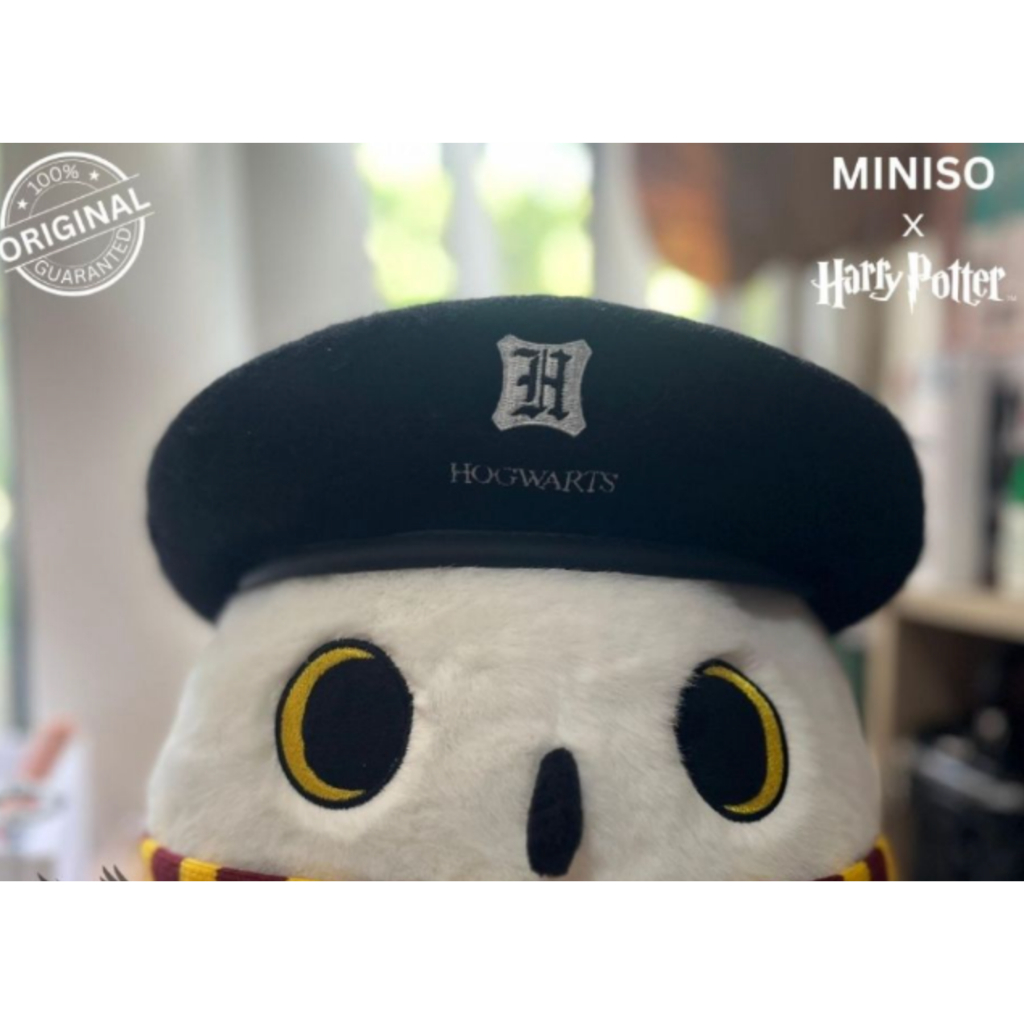 Miniso x Harry Potter Earmuff Penutup Telinga dan Topi Beret hitam Hogwarts