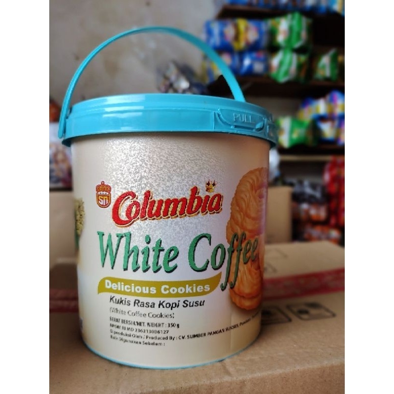 

{ Kaleng } COLUMBIA ASSORTED EMBER 350 gr / Biskuit Lebaran