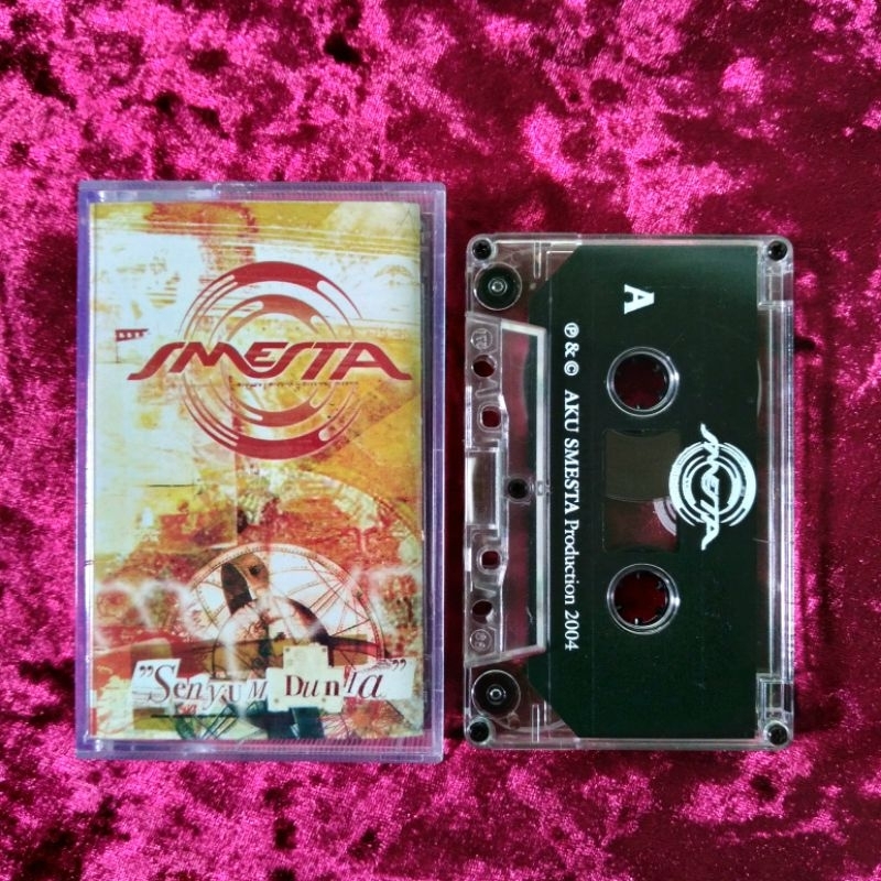 Kaset Smesta - Senyum Dunia