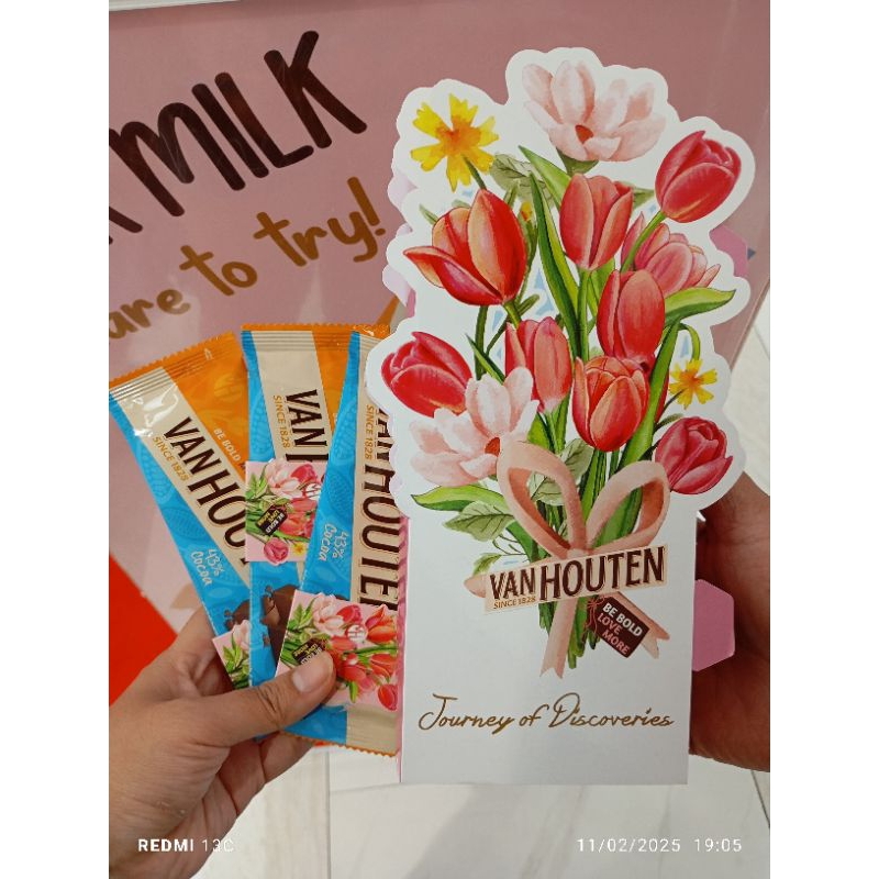 

VAN HOUTEN BOX EDISI SPECIAL COKLAT VALENTINE