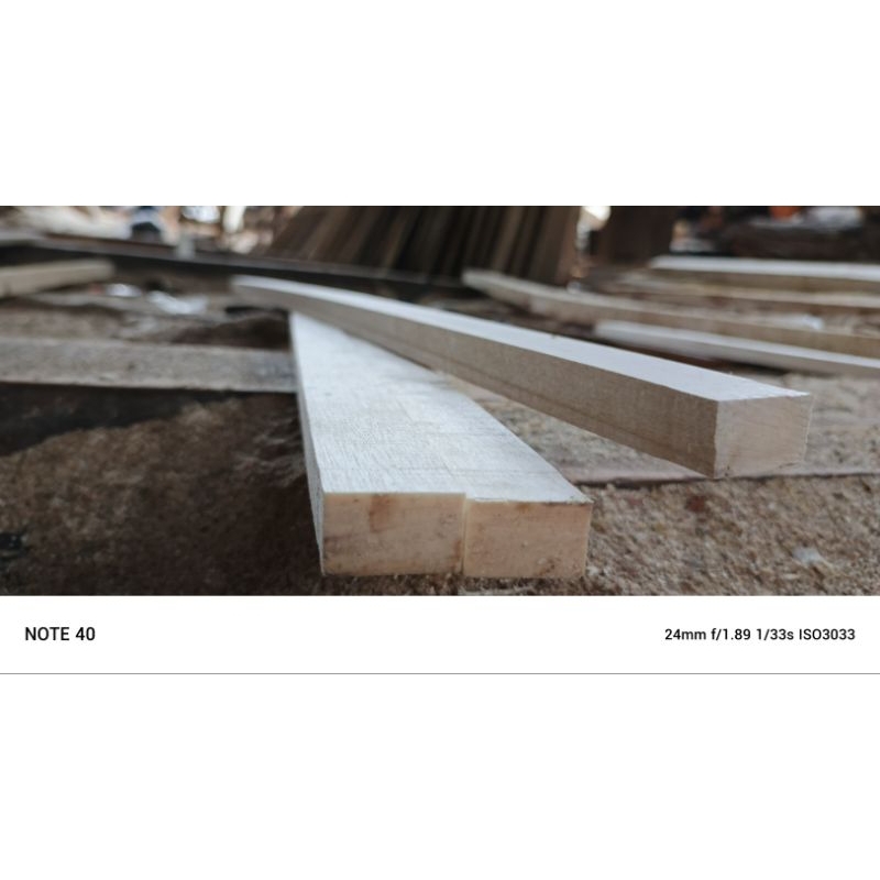 KAYU RENG 3x2 PANJANG 100CM SOLID SERUT HALUS DAN SUDAH DI HAMPLAS HALUS KAYU RENG 2X3CM