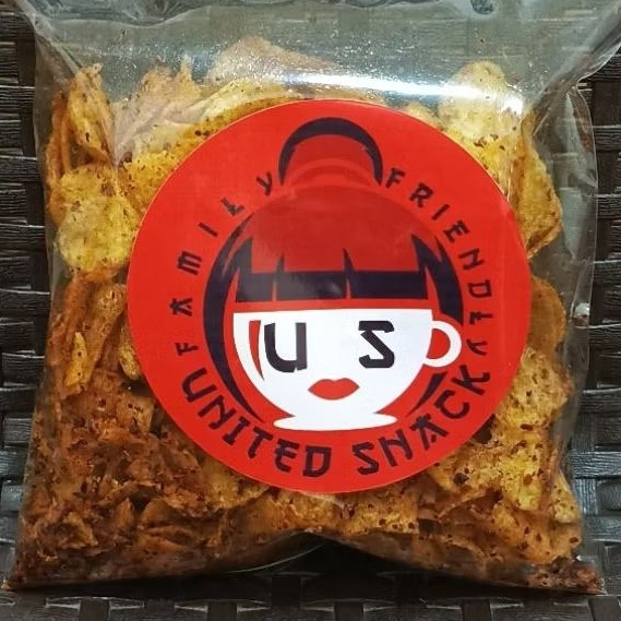 

United Snack Kerupuk Kentang Pedas Asin Cabe Merah 150gr