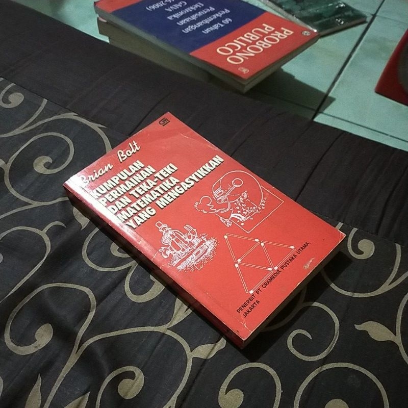 buku KUMPULAN PERMAINAN DAN TEKA-TEKI MATEMATIKA YANG MENGASYIKKAN