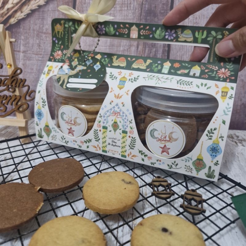 

Hampers Ramadhan 2 jar cookies