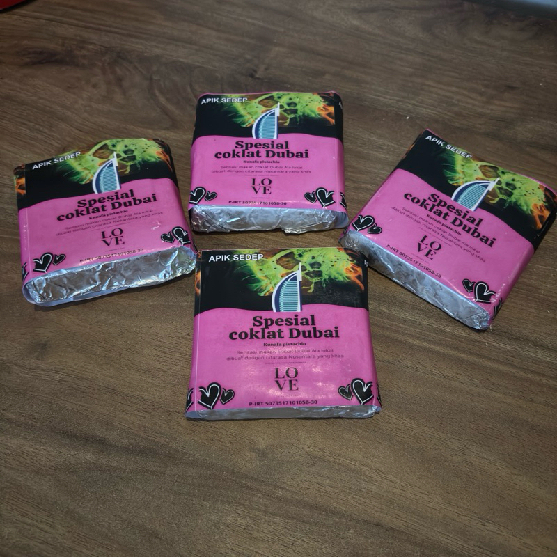

COKLAT DUBAI LOKAL