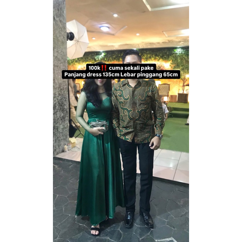 Preloved dress satin