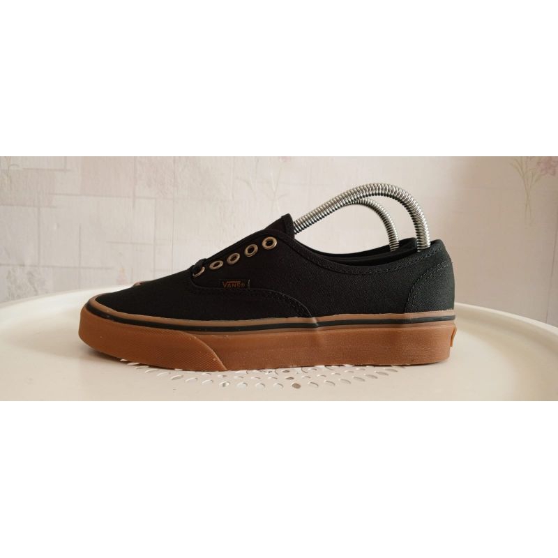 Vans Authentic Black Gum