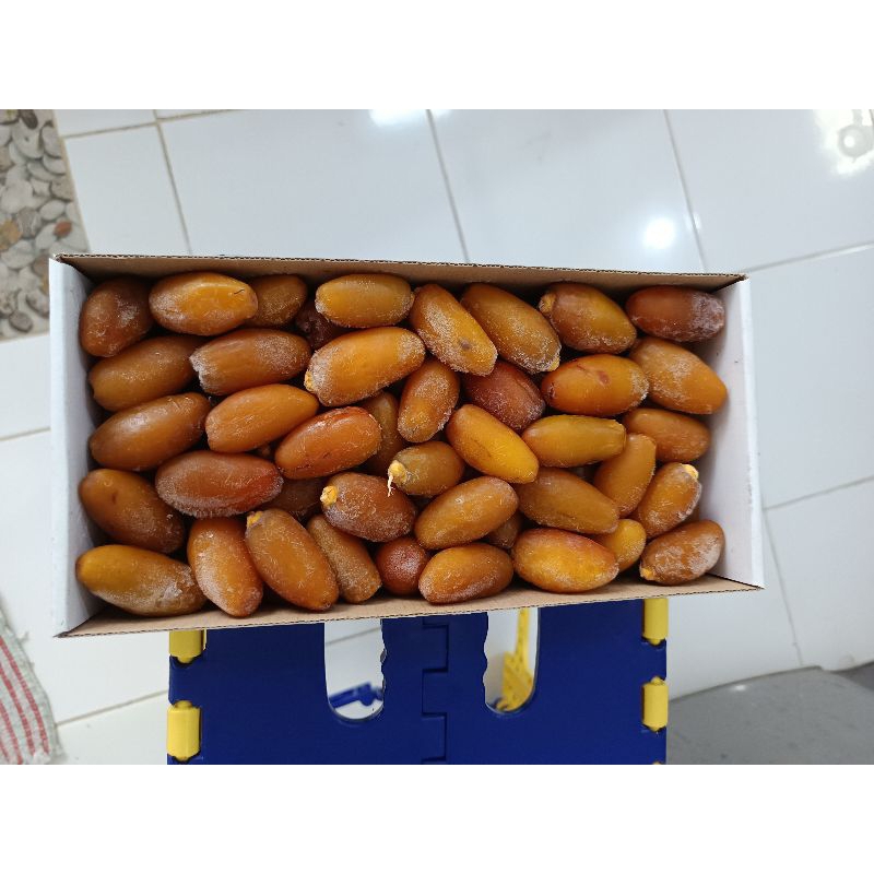 

Kurma Ruthob Libya ±1kg