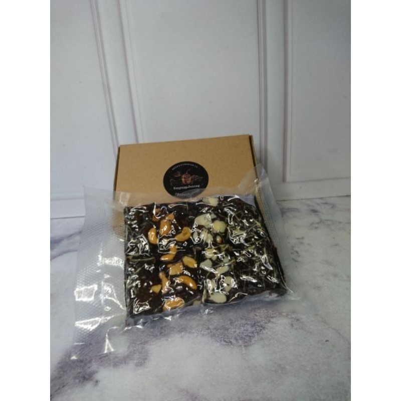 

brownies fudgy 15*10 nyoklat bgt