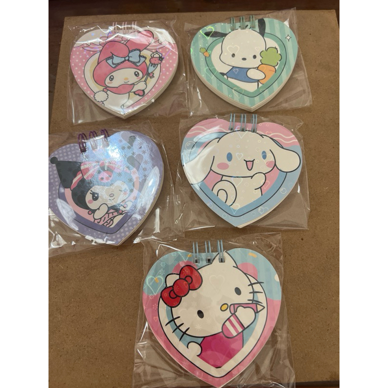 

Notebook love Sanrio