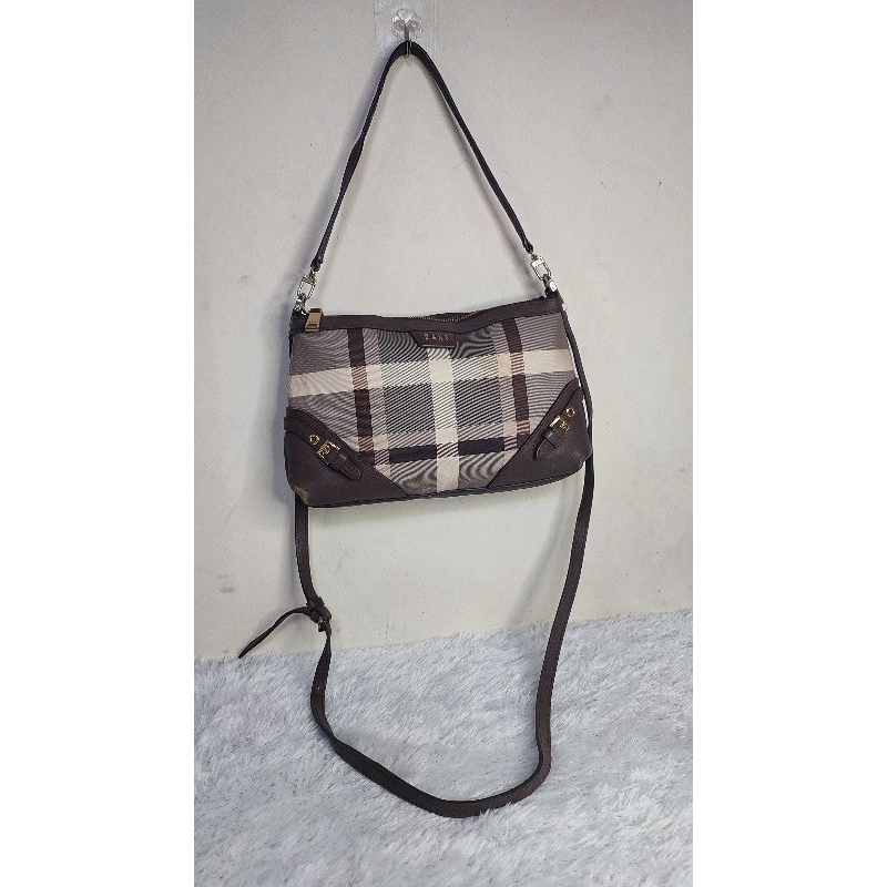 SALE- Sling bag brand DAKS