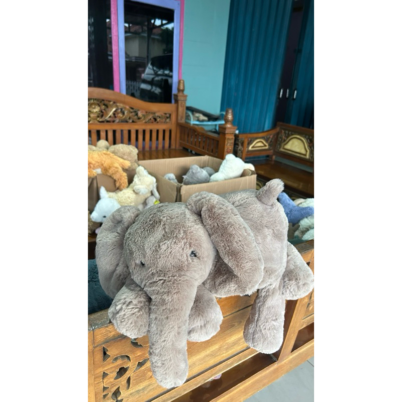 jellycat gajah