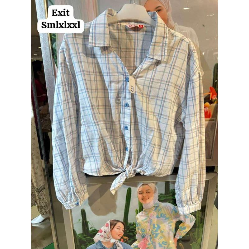 Blouse exit original