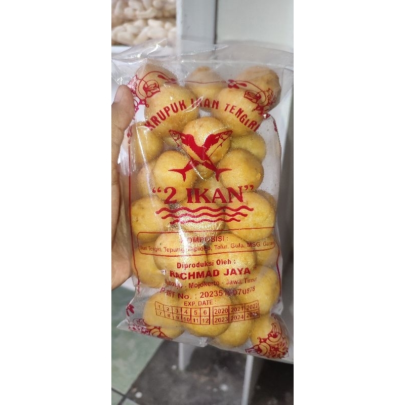 

Cemilan Kriuk Snack Krupuk Ikan Tenggiri Asin Gurihh